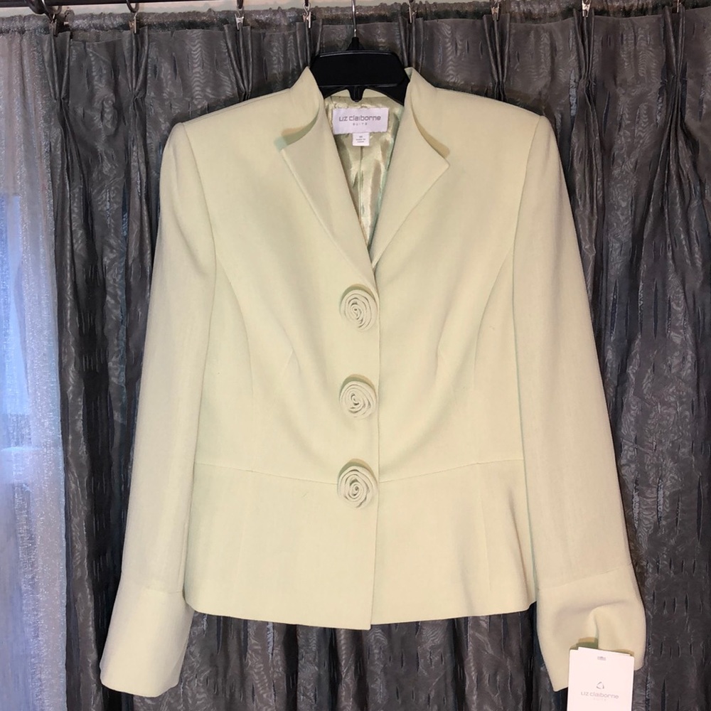 NWT Liz Claiborne Key Lime Green blazer with floral button size 10